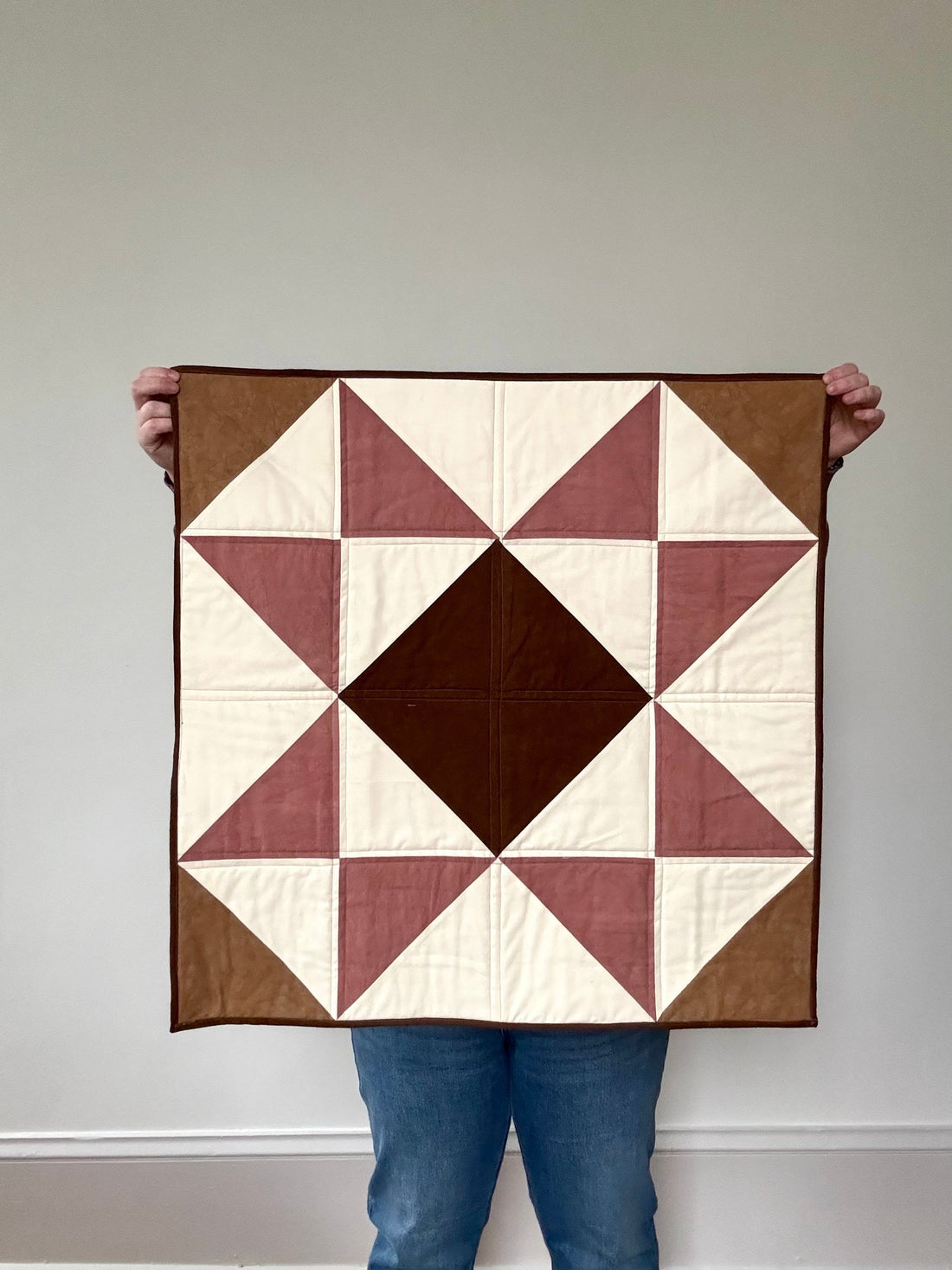 Meet Your New Go-To Gift: The Beginner-Friendly Mini Quilt!